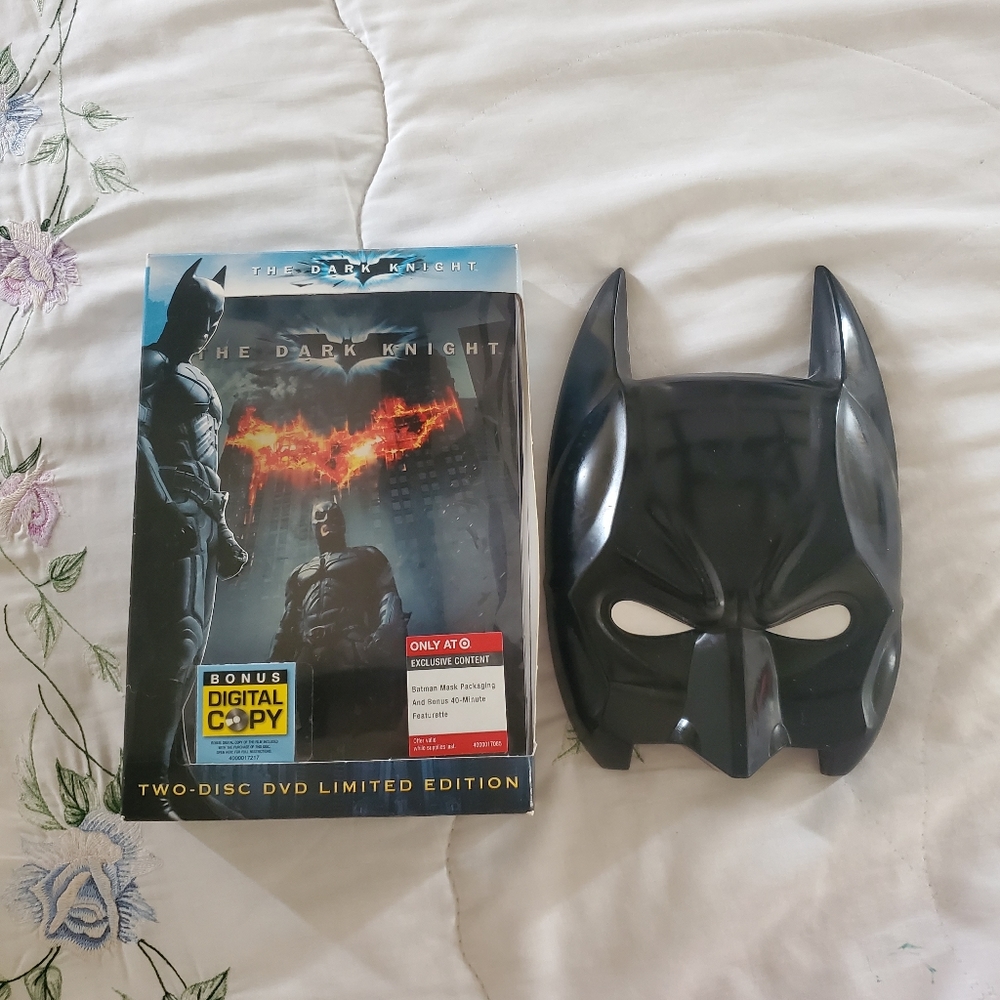 Batman The Dark Knight Two Disc DVD Limited Edition in Mask Cowl Case